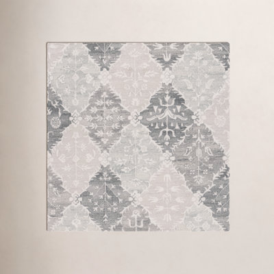 Garvin Hand-Tufted Wool Floral Rug