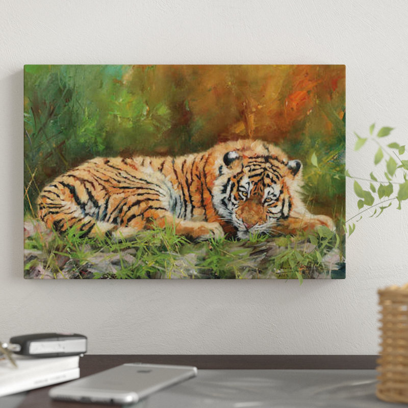 « amur tiger repose », impression sur toile, H 26 po x l 40 po x P 1,5 po, Toile tendue, Pas de tapis