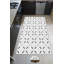 Tapis géométrique en polyester tissé à la machine en noir et blanc-821419195