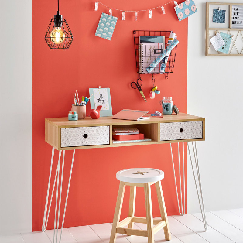 Hurt Metal Base Writing Desk