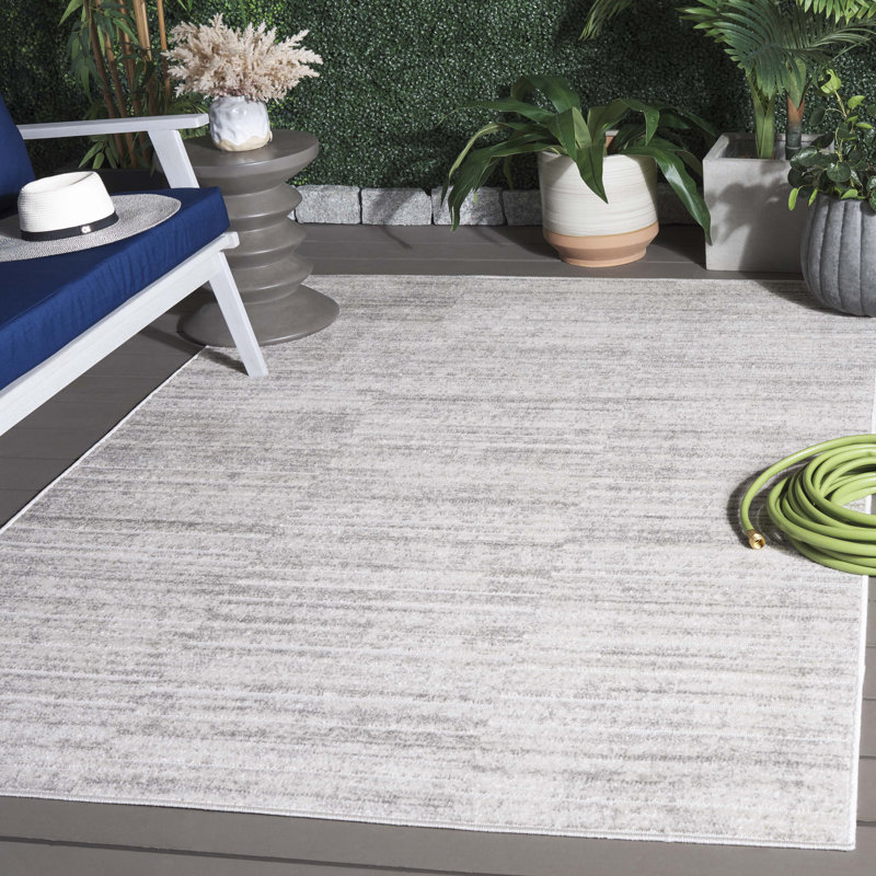 Tapis Keveon, Rectangle 5 pi 2 po x 7 pi 6 po