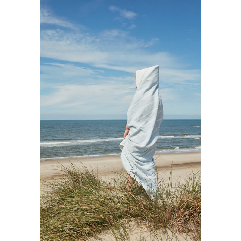 Raita Bath Towel, Ice Blue