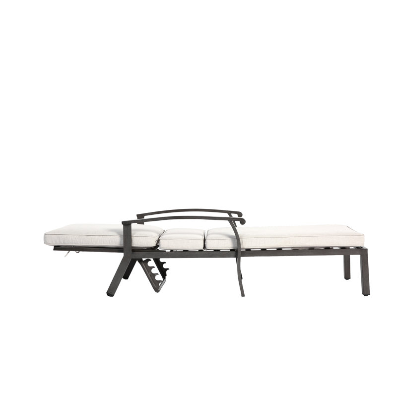 Aluminium Cast Lounge Chair, Beige