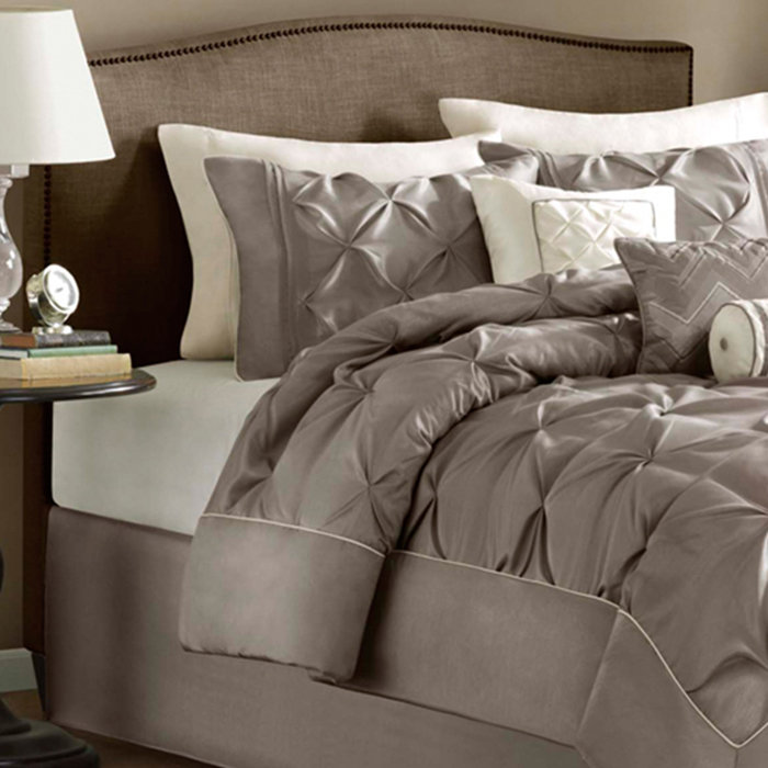 Laurel 7 Piece Tufted Comforter Set, Full Comforter + 1 Bed Skirt + 2 Shams + 3 Decorat, Seafoam