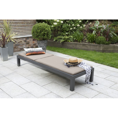 Elba Lounger