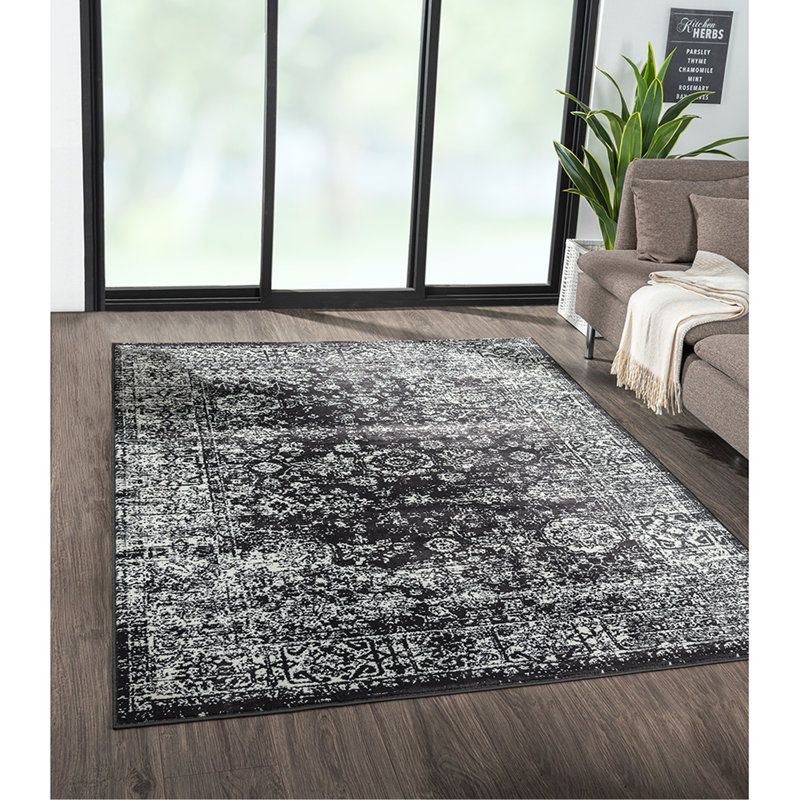 Tapis persan tissé délavé rétro