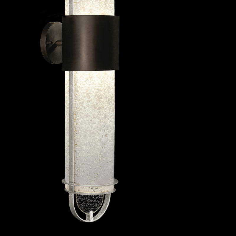 Bond LED Wallchiere, White, Black/Silver