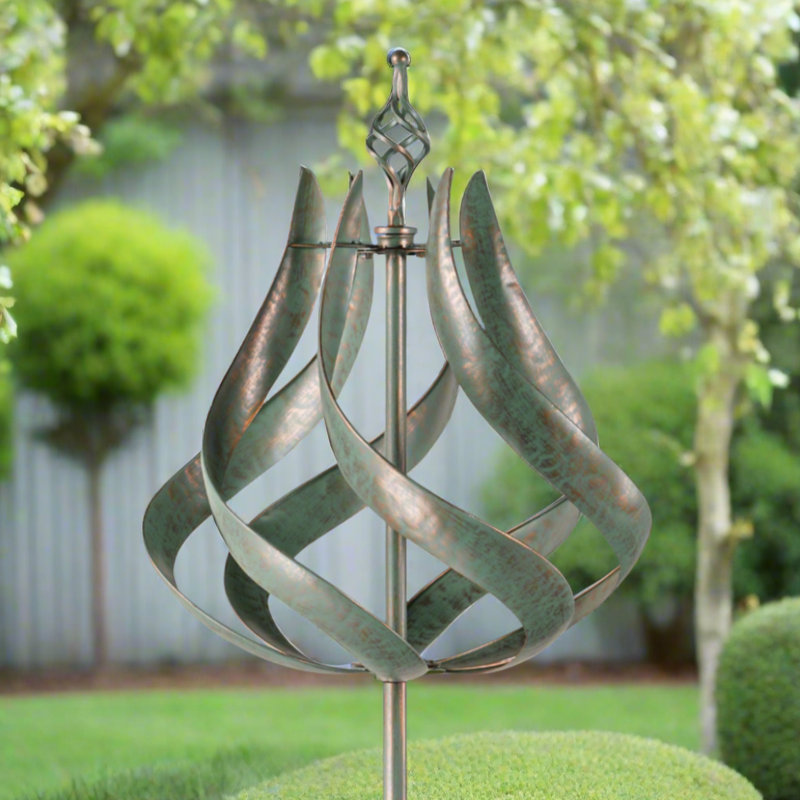 Giffords Abstract Metal Garden Statue, Green