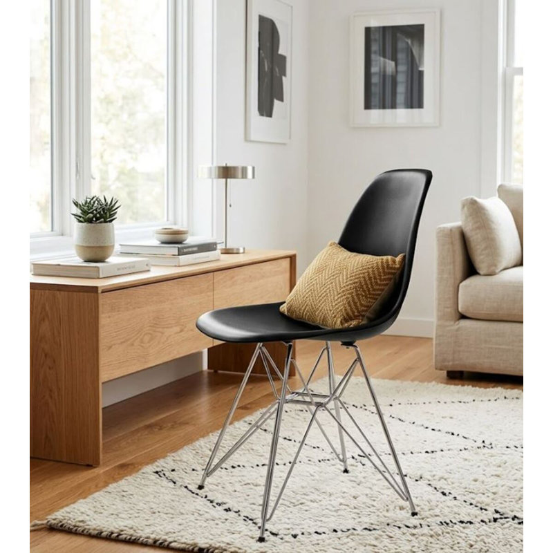Chaise Leffie avec pieds chromés, Noir
