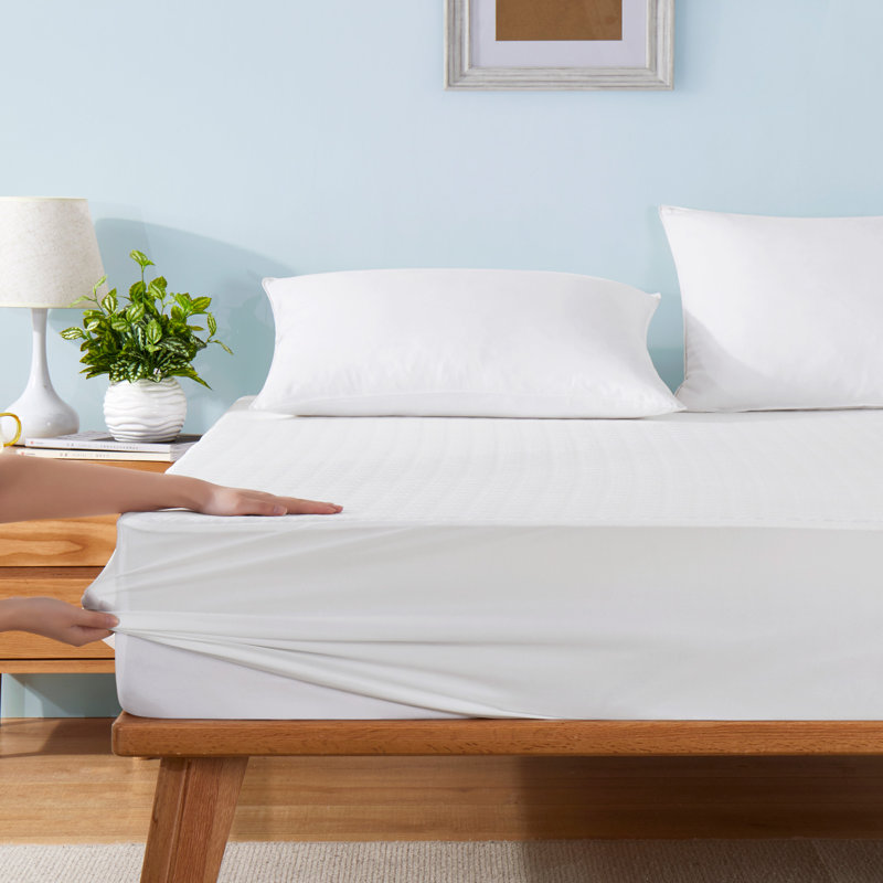 Full Size Ice Silk Cooling Waterproof Mattress Protector