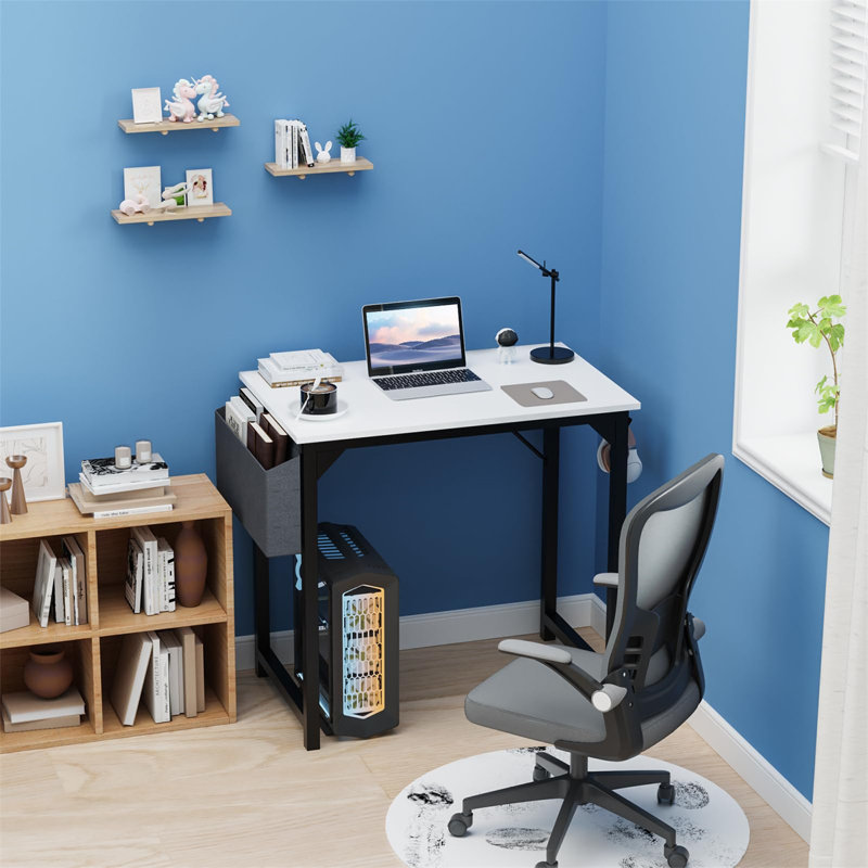 Bureau d'écriture Toygar, H 29,8 po x l 31,42 po x P 19,02 po, Blanc / noir