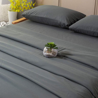 Ensemble de draps en microfibre ultra douce à densité de tissage 1800 draps de luxe égyptien 16 pouces à poches profondes et hypoallergéniques - 4 pièces (grand gris foncé)