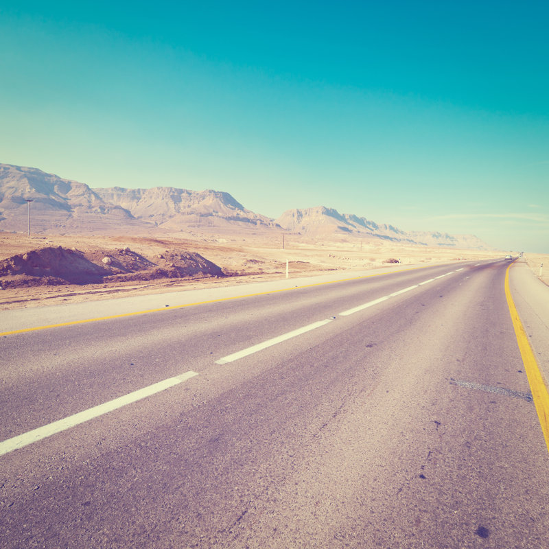 Road in Desert - Photographie sur toile tendue, L 20 po x H 20 po