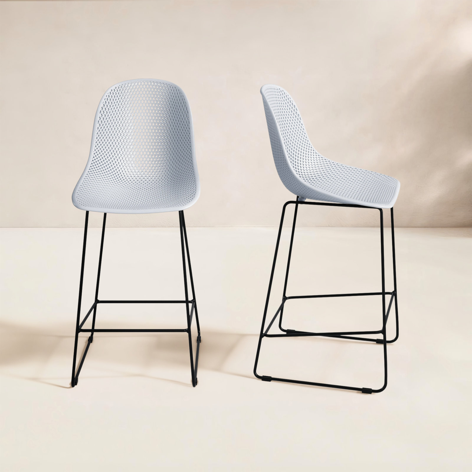 Dusti Iron Outdoor Bar Stool, 25.5" H , White