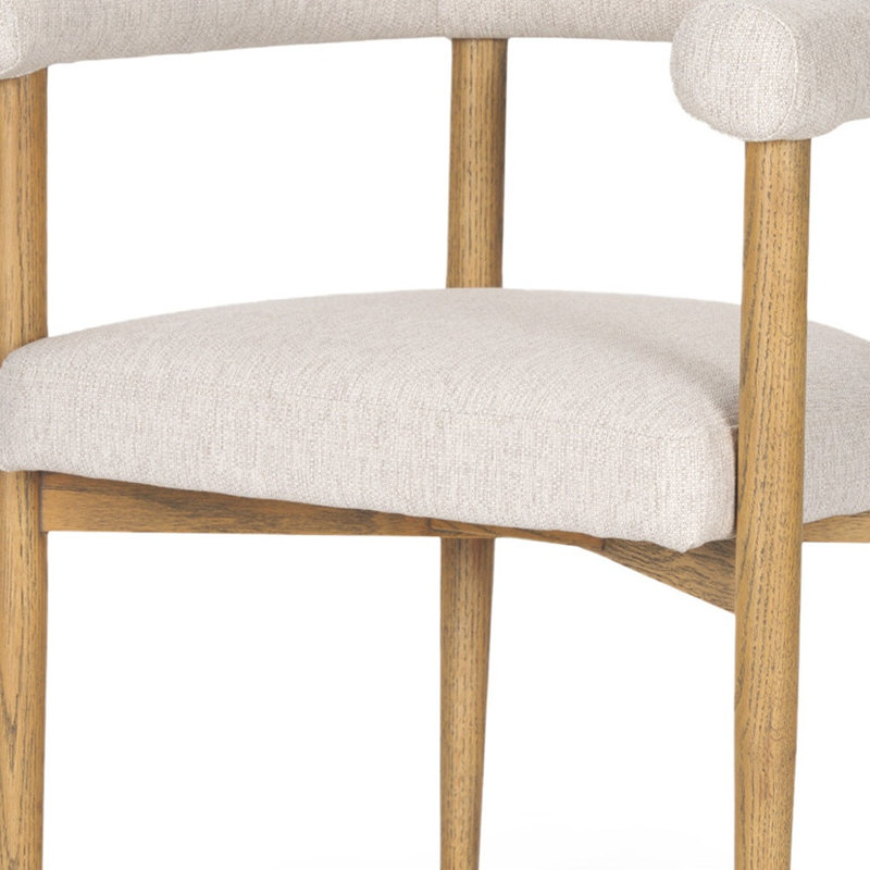 Chaise rembourrée beige et brune avec dossier ouvert en bois massif