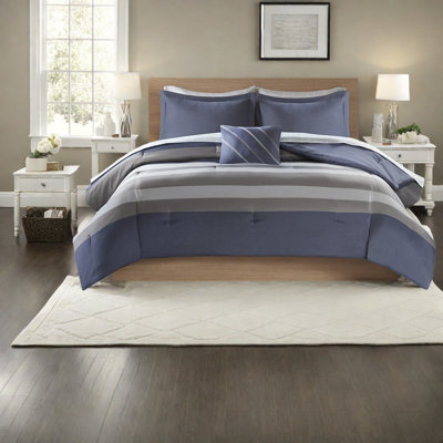 Ensemble de literie à rayures moderne pour grand lit, polyester hypoallergénique, rafraîchissement de chambre à coucher