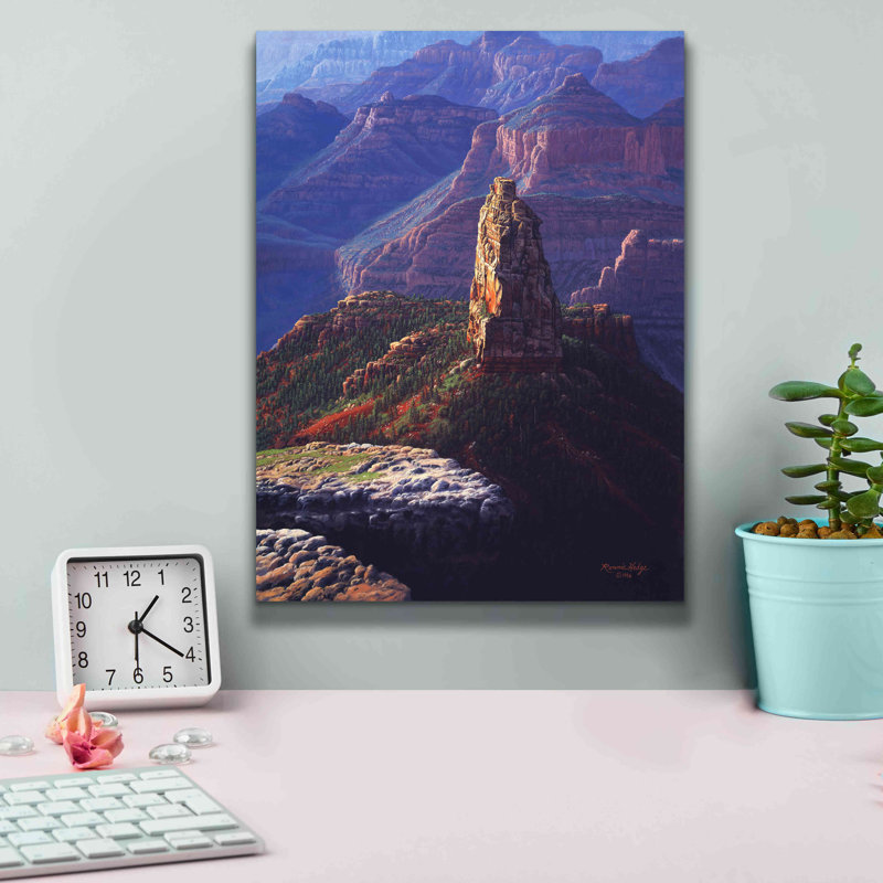 «The Guardian Mountain» par R. Hed - photographie sur toile tendue, H 16 po x l 12 po