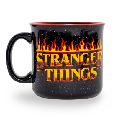 Tasse de camping en céramique Stranger Things Hellfire Club | Peut contenir 20 onces