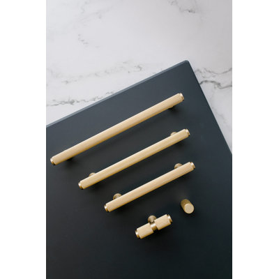 Daggett 10cm Centre Bar Handle