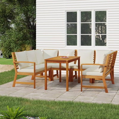 Seating Group with Cushions