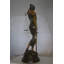Statue en bronze Lady H 47 po - Taille: L 25 po x l 11 po x H 47 po.