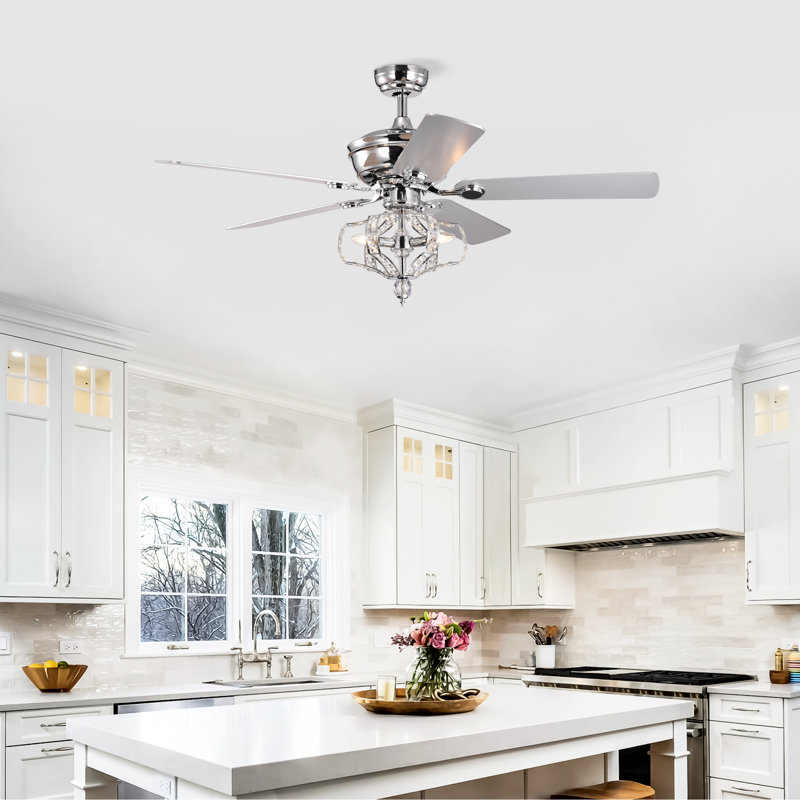 Ventilateur de plafond en cristal Bryan avec lumières et télécommande