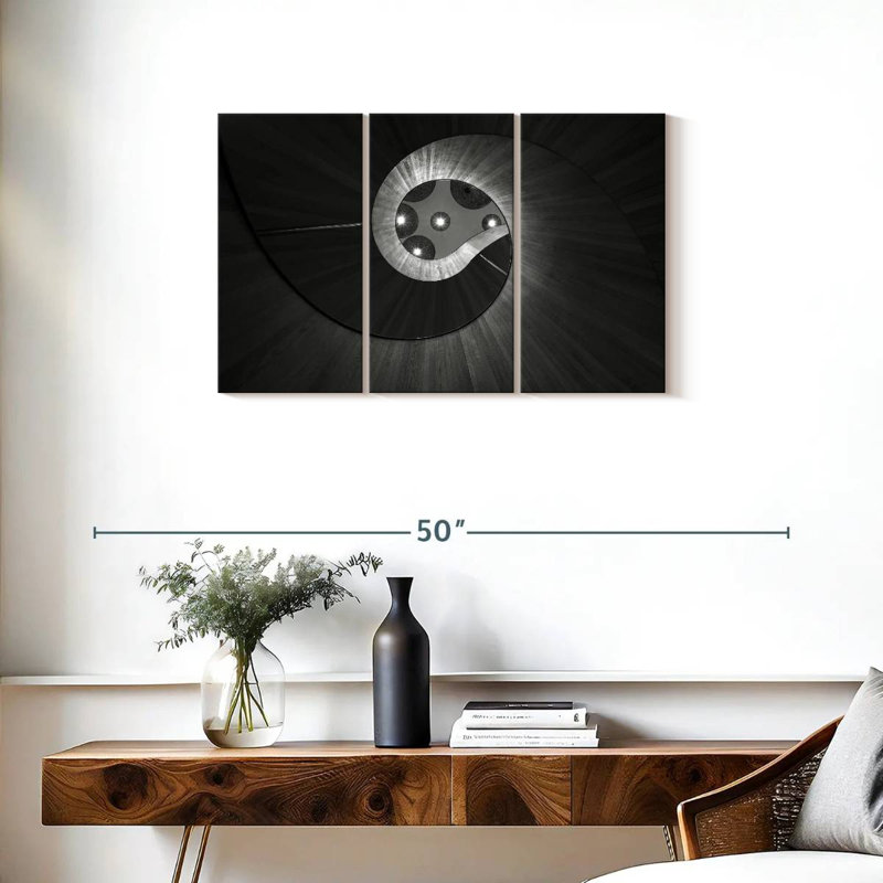Lilie Infinity Stairs, 20" H x 33" W