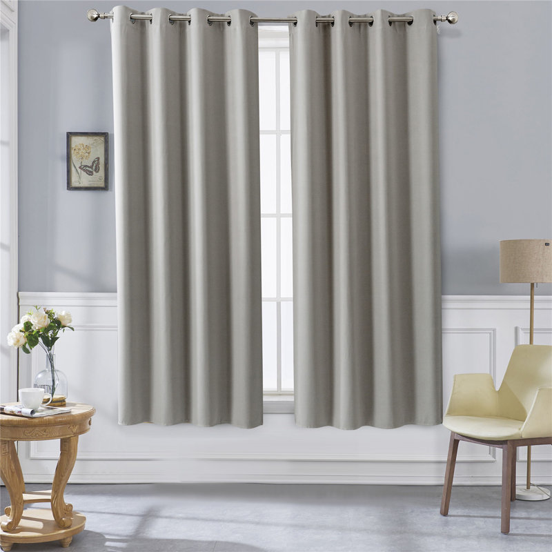 Rideau occultant en polyester, L 52 po x L 63 po, Tanné