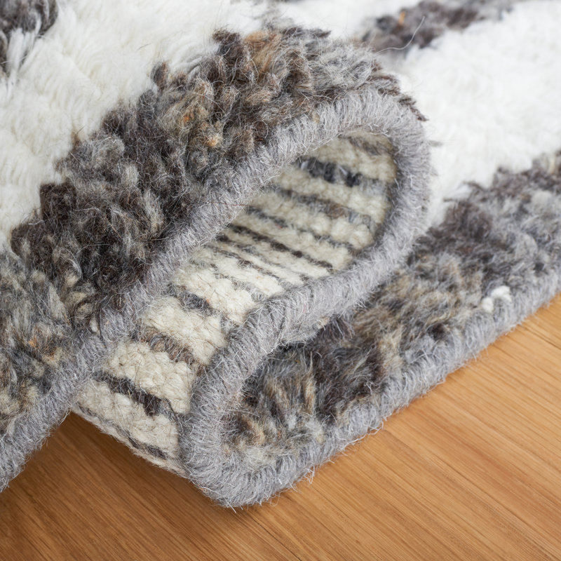 Kass Abstract Hand-Knotted Wool Area Rug in Ivory/Charcoal, Runner 2'3" x 8'
