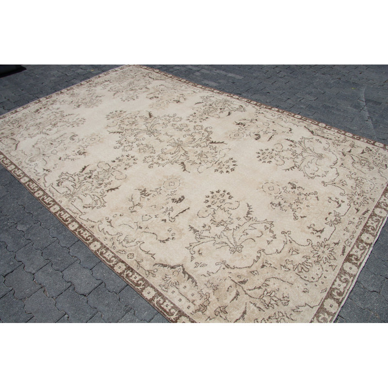 Tapis turc Oushak fait à la main en laine beige de style antique pour décoration de salon
