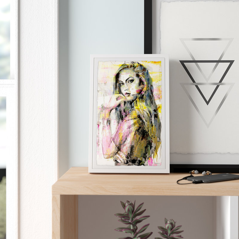 «Girl in Colours» par Parvez Taj - Reproduction d'art sur papier encadrée, H 45 po x l 30 po x P 1,5 po
