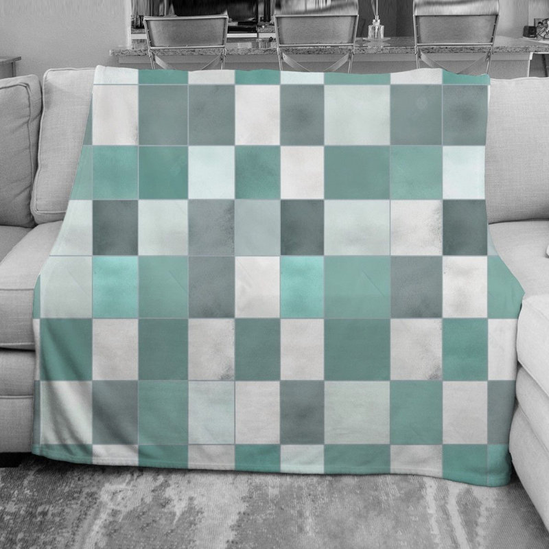 Checkered Fleece Blanket, Throw