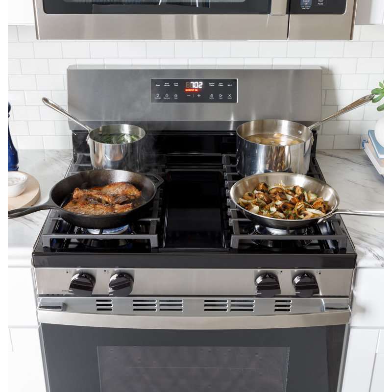 GE® 30" Free-Standing Gas Range, Black