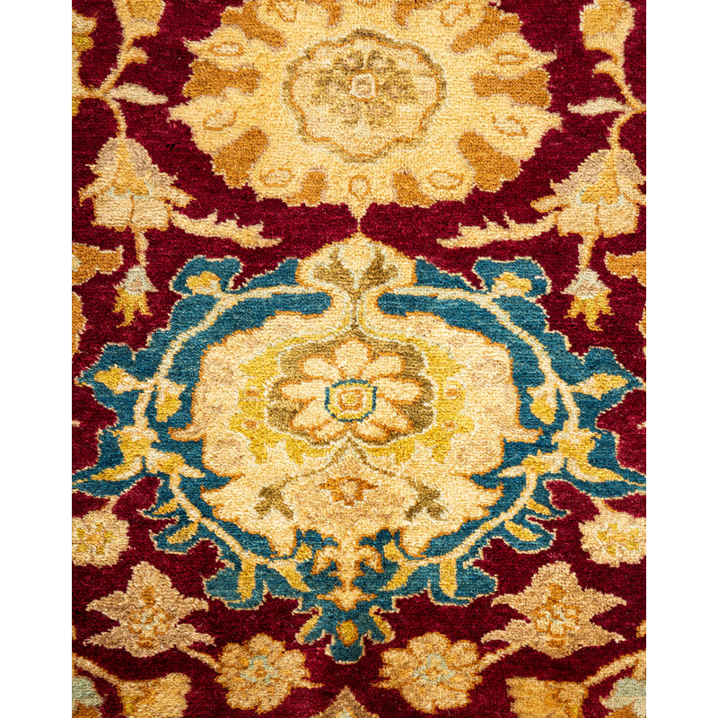 Classic One-of-a-Kind 6' 0" X 8' 9" Hand Knotted Area Rug