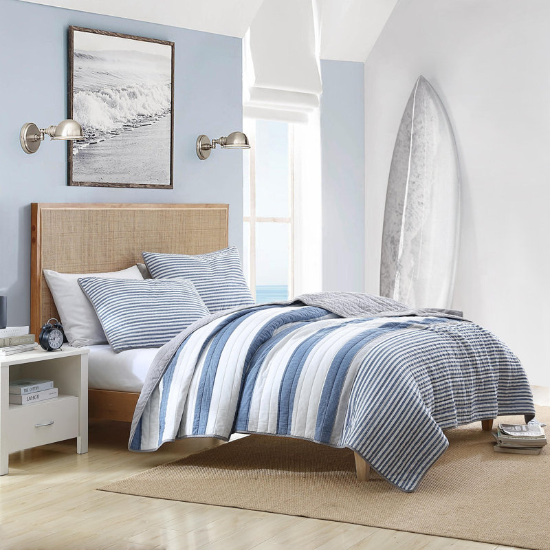 Fairwater Twin Blue Cotton Reversible Quilt Set