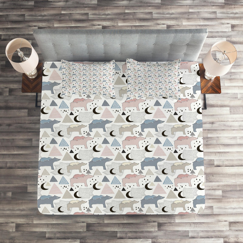 #1 Eclectic Coverlet, Girafle Gray, King Bedspread + 2 Shams