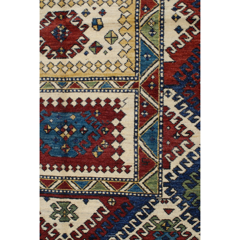 Bordjalu Hand Woven Wool Area Rug