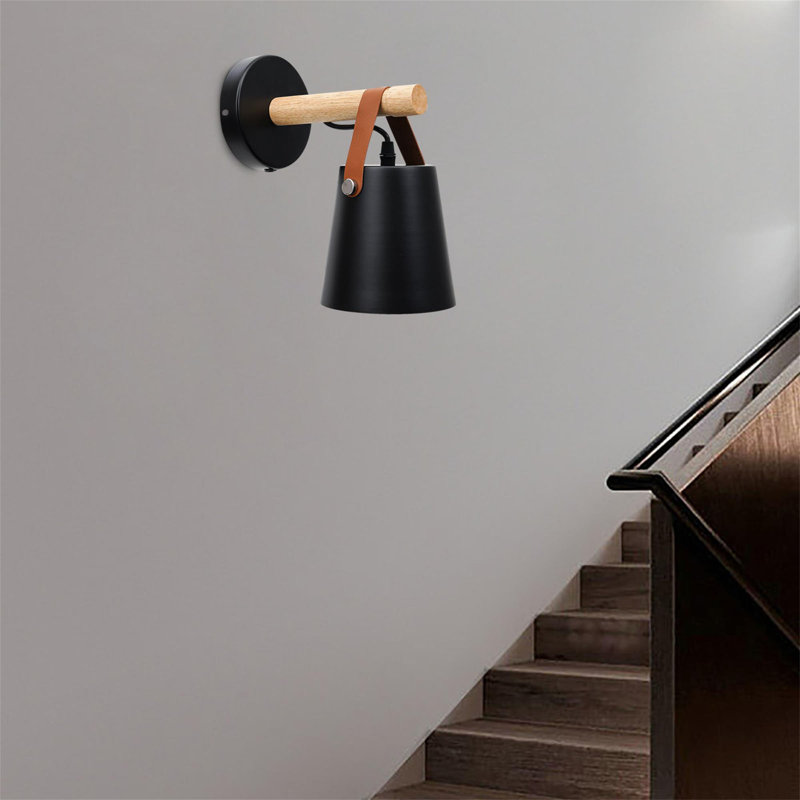 Plug-in Armed Sconce