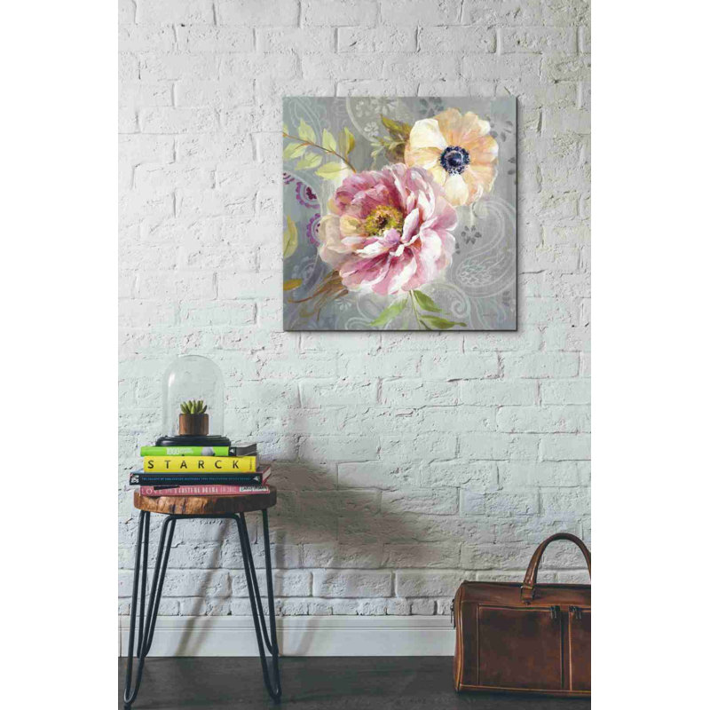 «Peony and Paisley III» par Danhui Nai, art mural sur toile, H 26 po x l 26 po x P 1,25 po