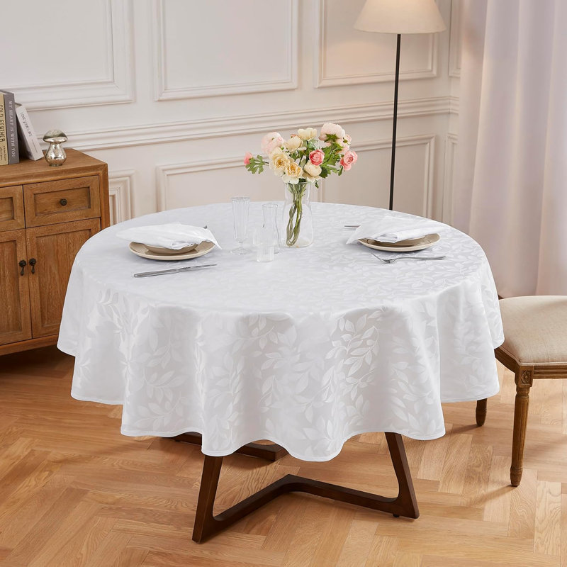 Nappe ronde en velours avec serviettes décoratives assorties incluses., 70 po rond, Blanc