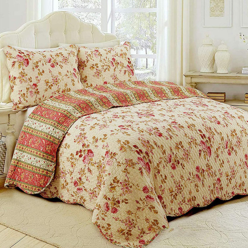 Charleston Cotton Floral Quilt, Queen Quilt + 2 Shams