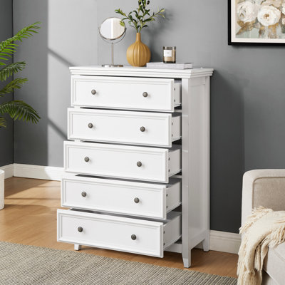 Commode 5 tiroirs blanche. Armoire pour le rangement des vêtements avec poignée surélevée. Rangement de chambre à coucher moderne profond de 16,1 pouces. 5 pieds distinctifs. 31,5 largeur