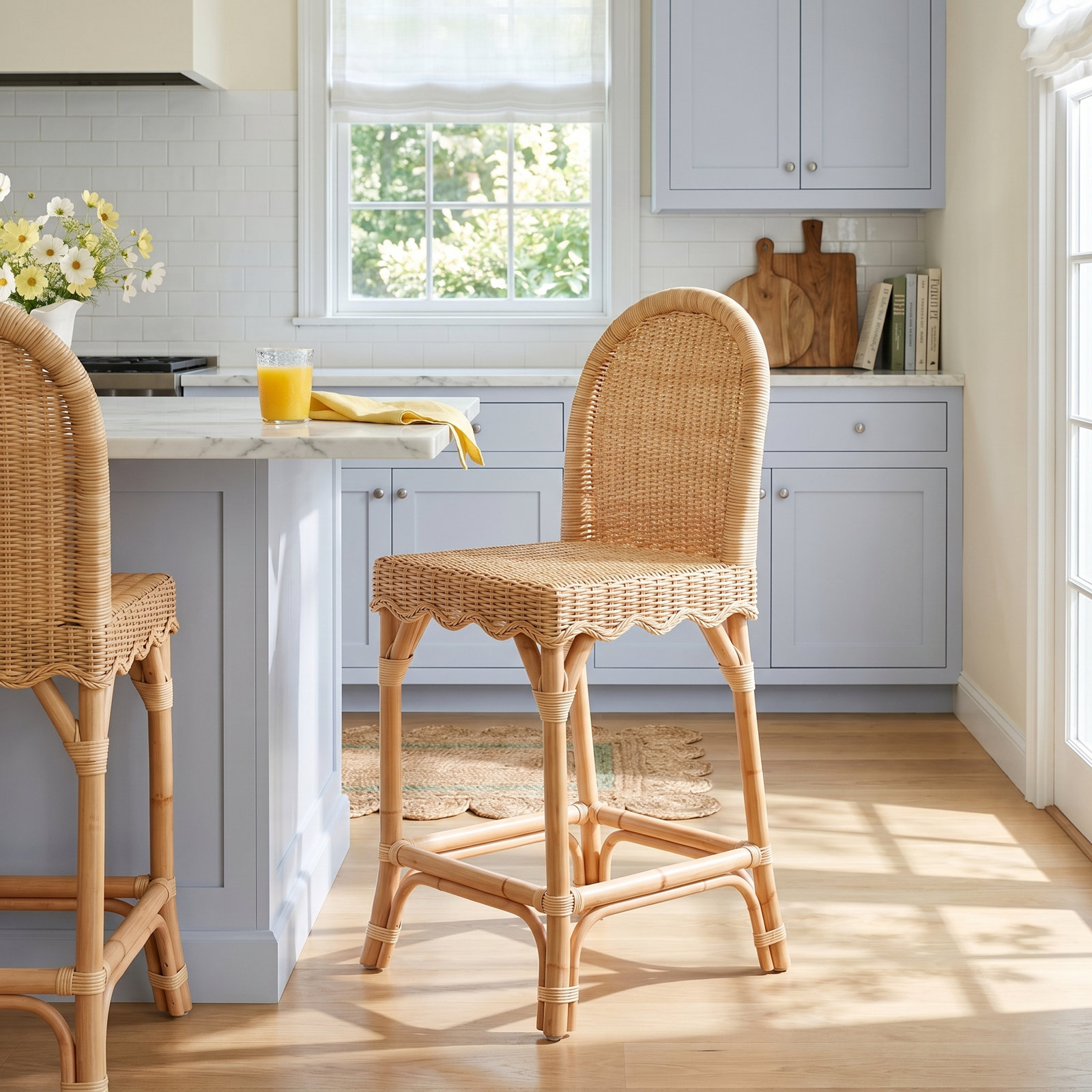 Lacie Bar Stool, Counter Stool (24" Seat Height)