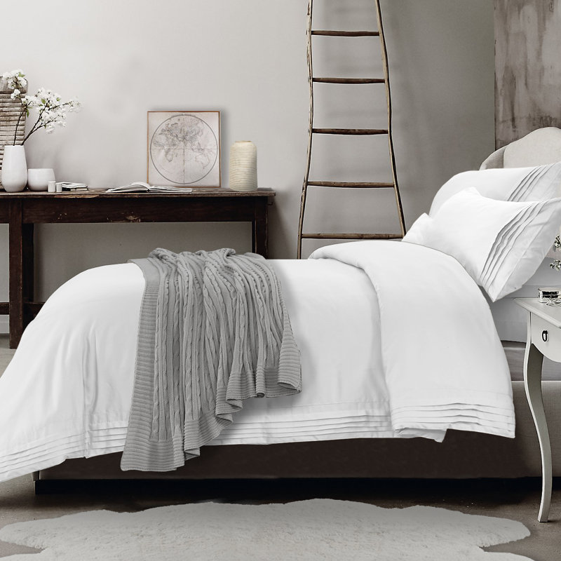 Adrien Lewis Cotton Floral Duvet Cover Set, King Duvet Cover + 2 Pillow Shams, White