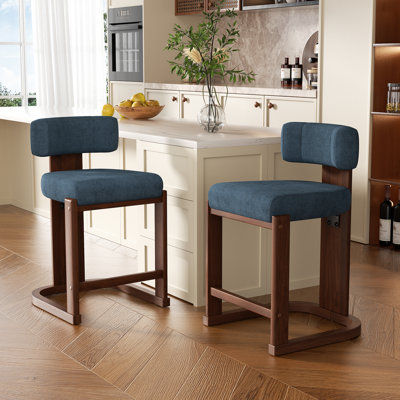 Fauteuil de salle à manger contemporain en tonneau rembourré