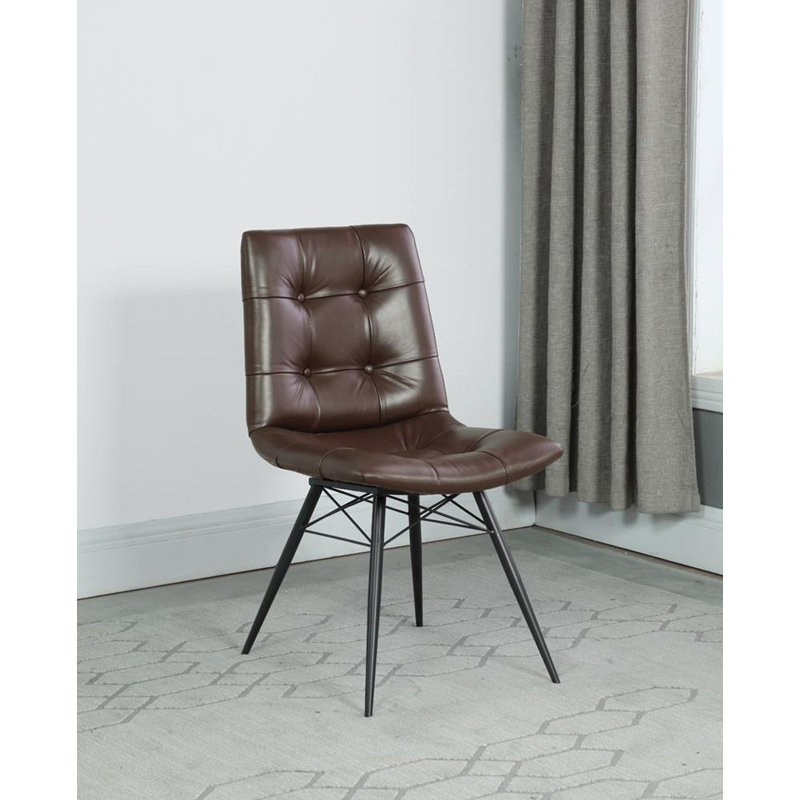 Chaise d’appoint rembourrée en brun Bayliff