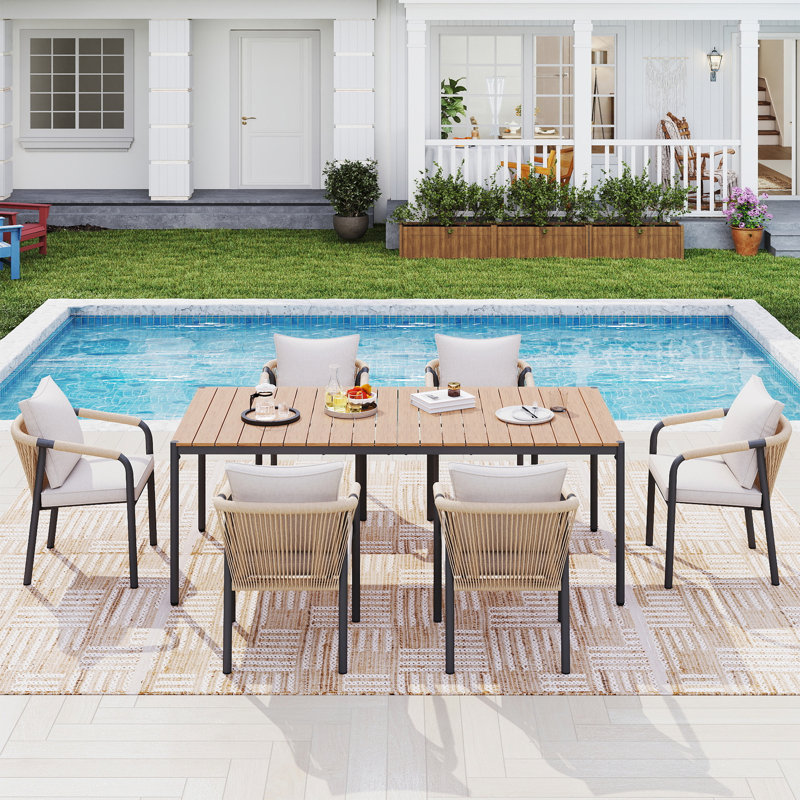 Patio 6-person Dining Set With Cushions, 29.3'' H x 82.7'' W x 39.4'' D, 6
