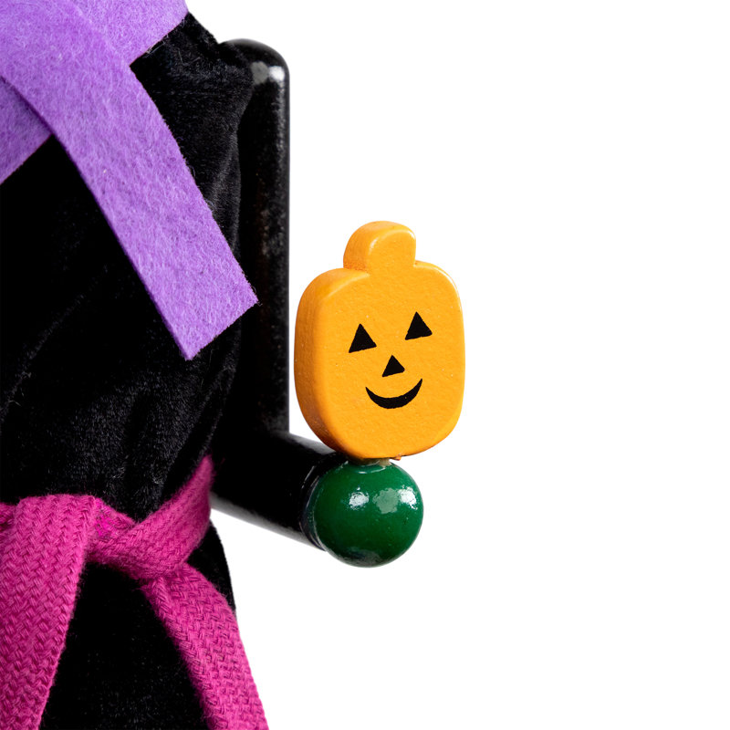 Casse-noisette d'Halloween avec balai 14 po sorcière noire et verte