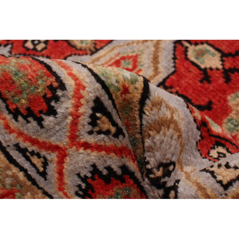 Tapis unique gris 2 pi 5 po x 9 pi 8 po Zarka