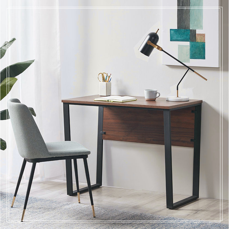 Versatile Computer Desk for Efficient Work and Stylish Setup